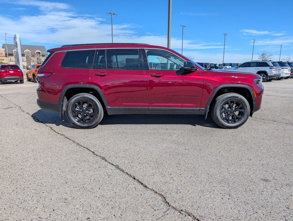 2026 Jeep Grand Cherokee L Laredo