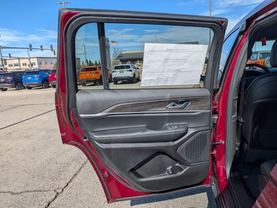 2026 Jeep Grand Cherokee L Laredo