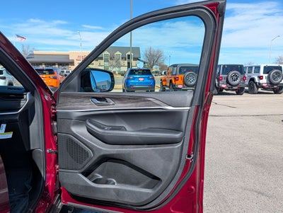 2026 Jeep Grand Cherokee L Laredo