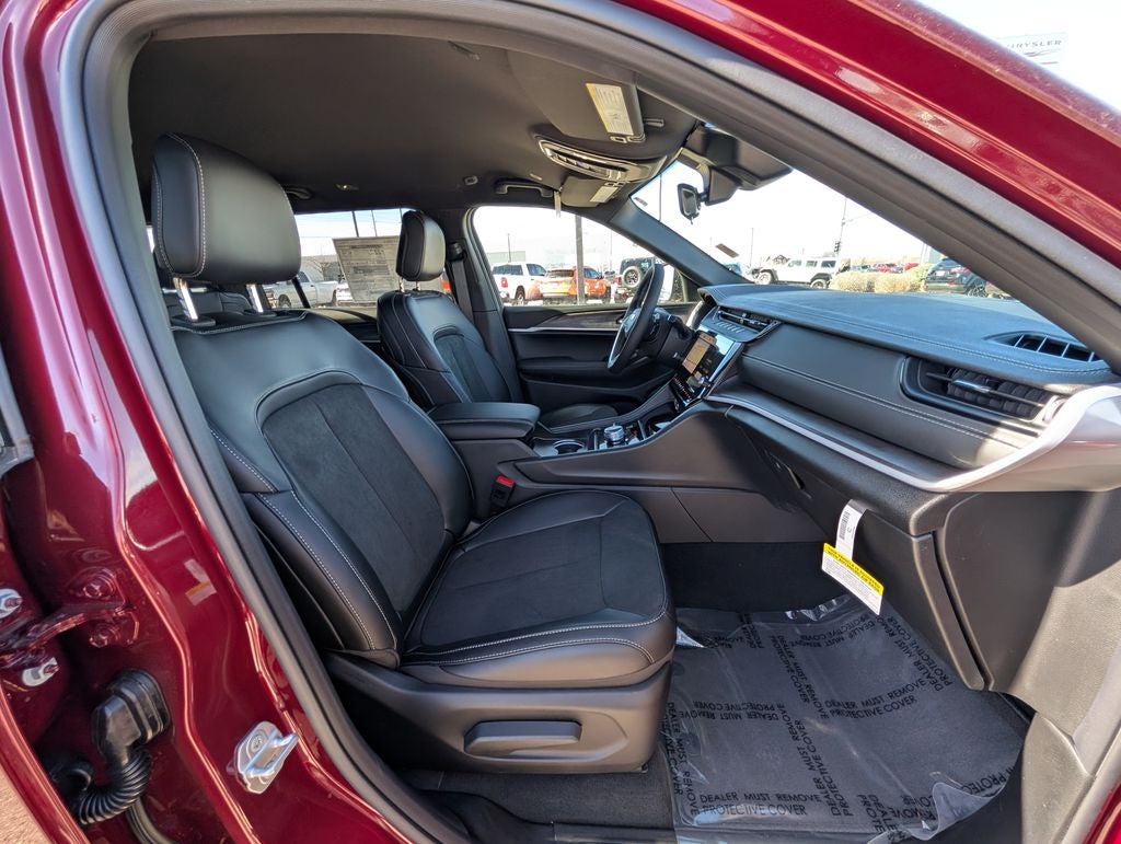 2026 Jeep Grand Cherokee L Laredo