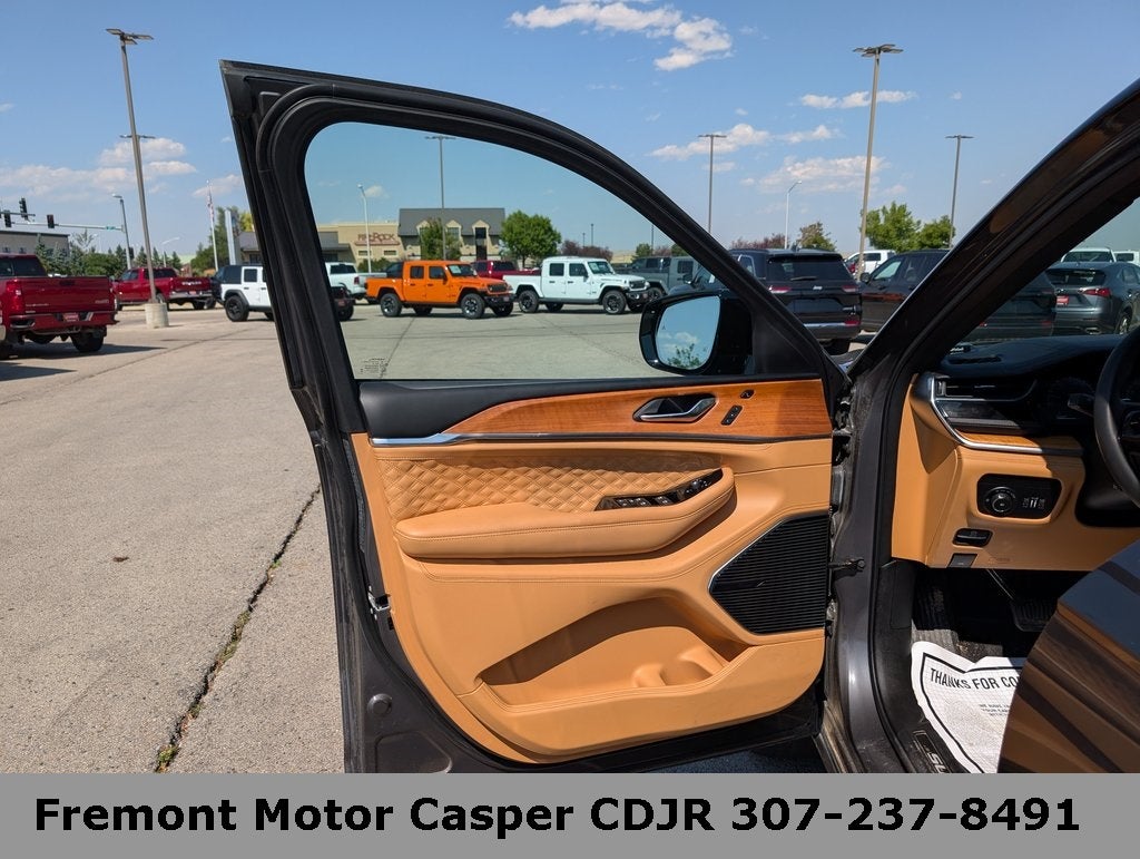 2024 Jeep Grand Cherokee L Summit