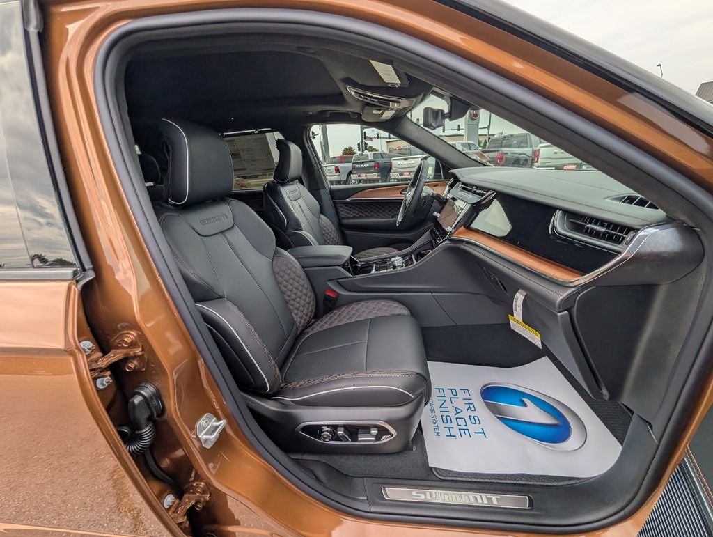 2026 Jeep Grand Cherokee L Summit