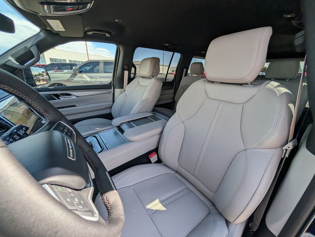 2026 Jeep Grand Wagoneer 4x4