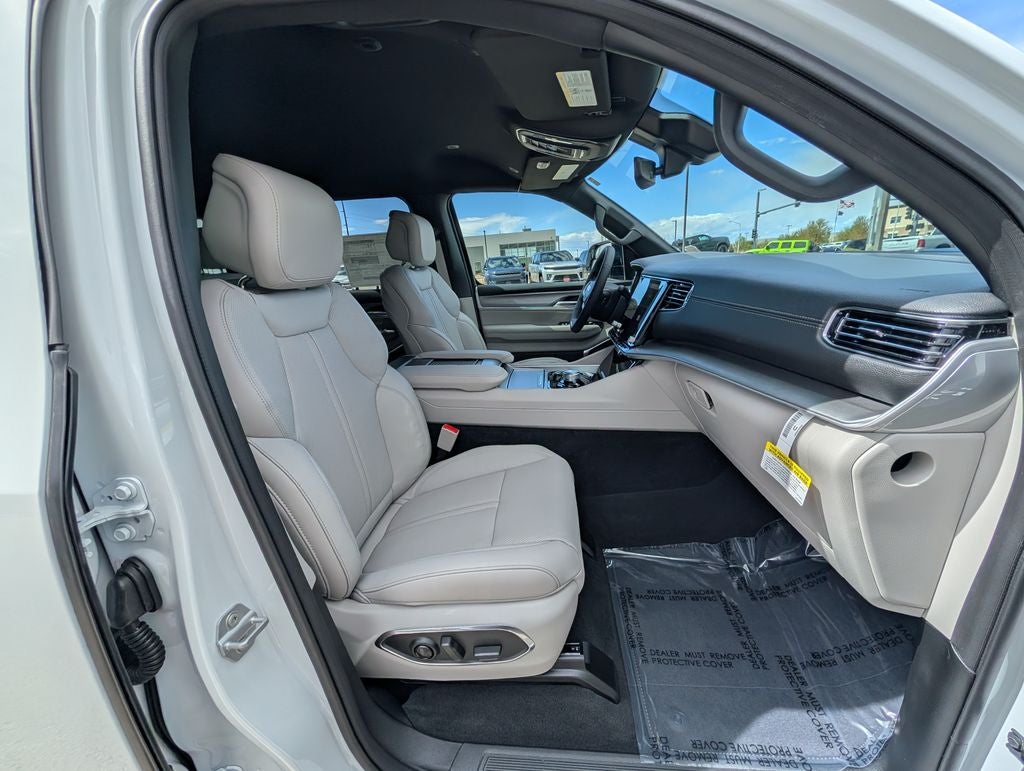 2026 Jeep Grand Wagoneer 4x4