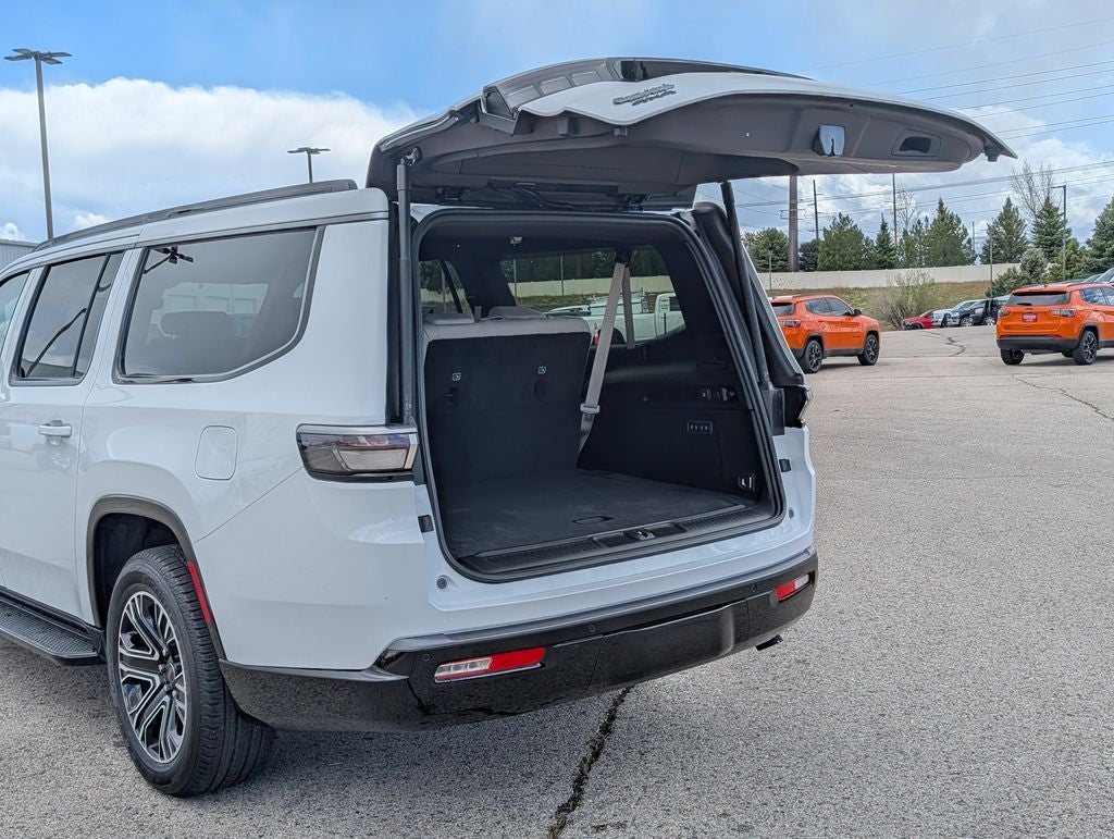 2026 Jeep Grand Wagoneer 4x4