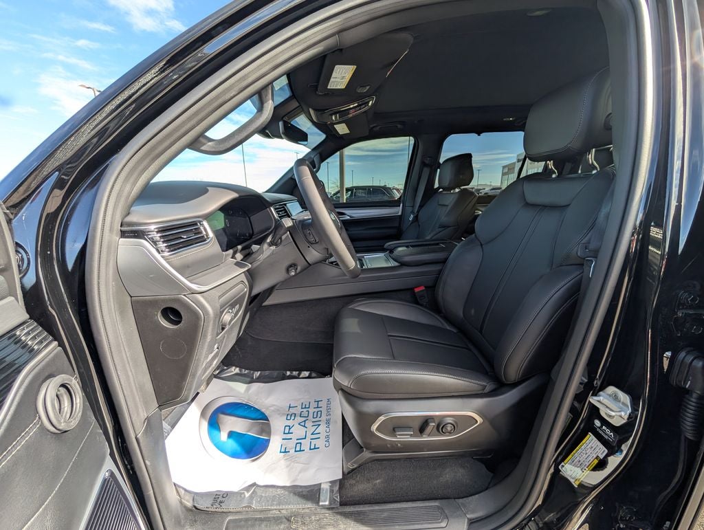 2026 Jeep Grand Wagoneer Limited Reserve