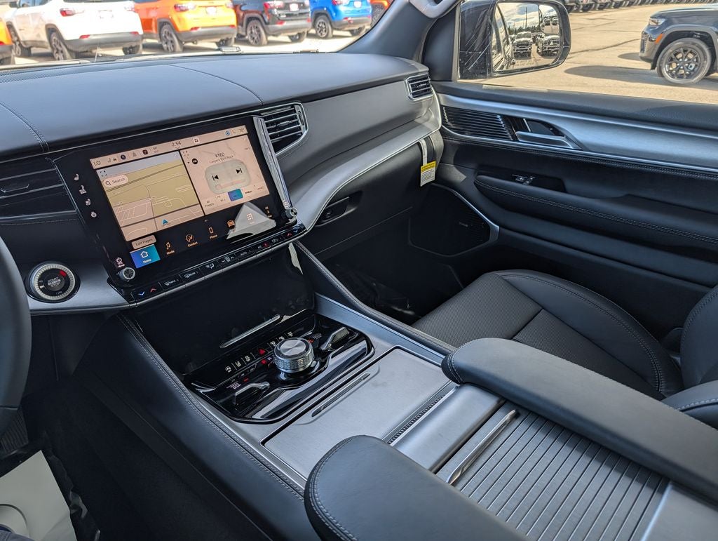 2026 Jeep Grand Wagoneer Limited Reserve