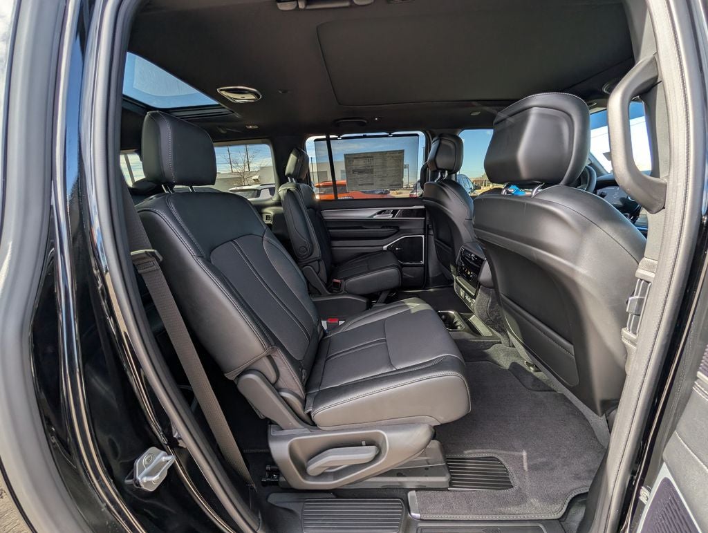 2026 Jeep Grand Wagoneer Limited Reserve