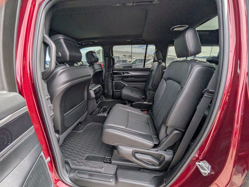2026 Jeep Grand Wagoneer Upland