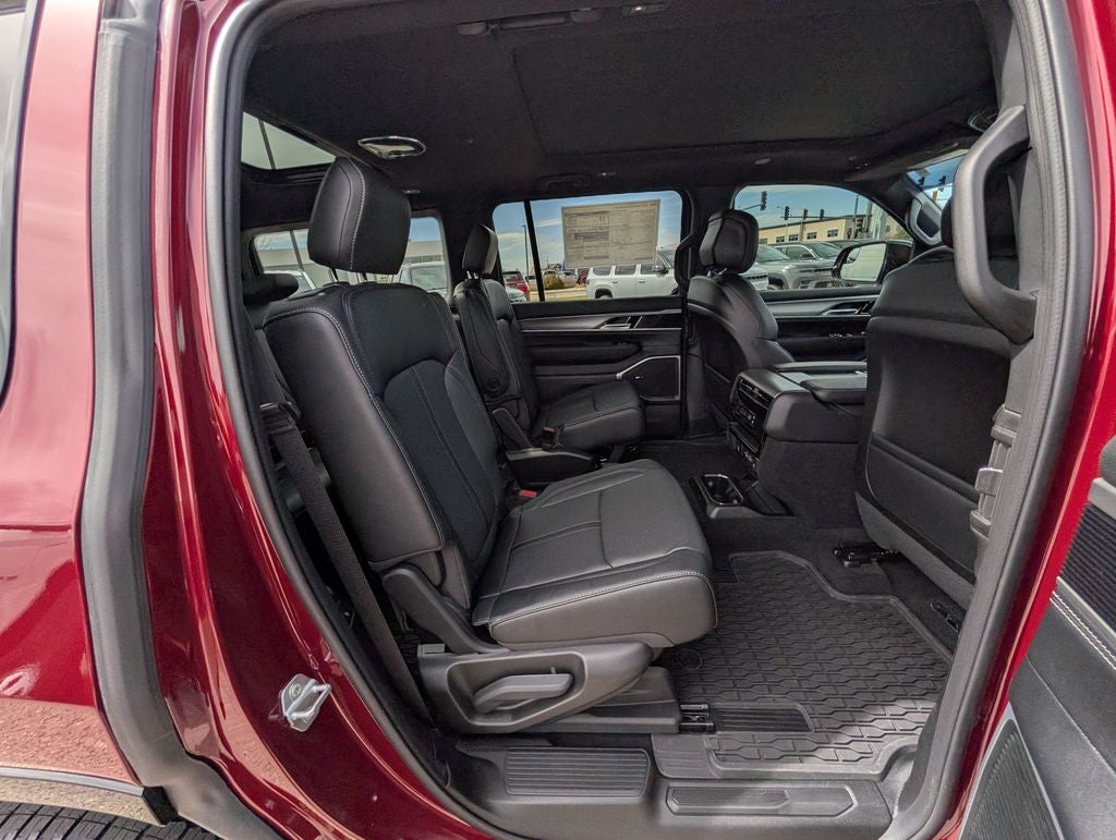 2026 Jeep Grand Wagoneer Upland
