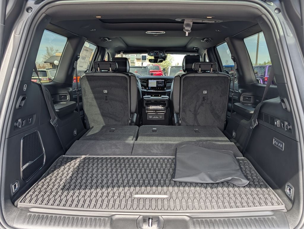 2026 Jeep Grand Wagoneer Upland