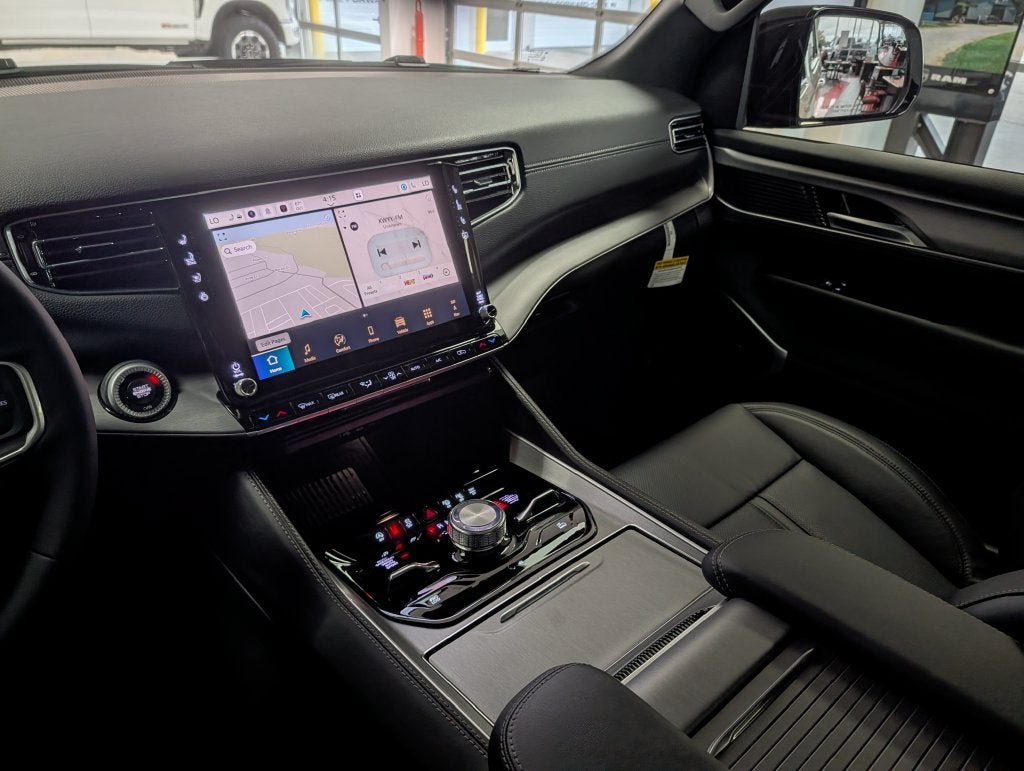 2026 Jeep Grand Wagoneer Upland