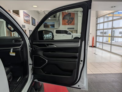 2026 Jeep Grand Wagoneer Upland