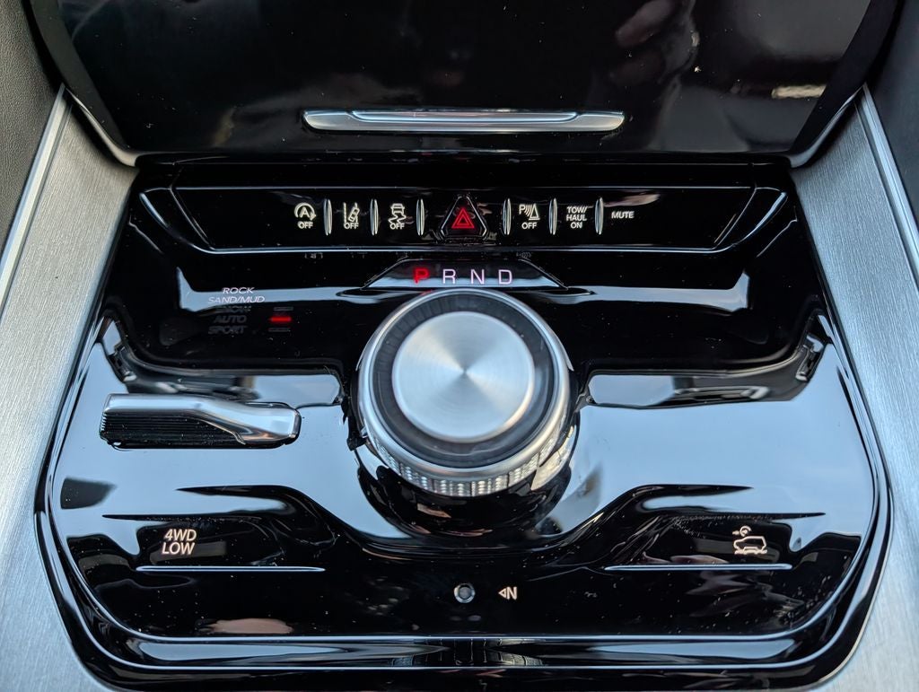 2026 Jeep Grand Wagoneer Limited Altitude