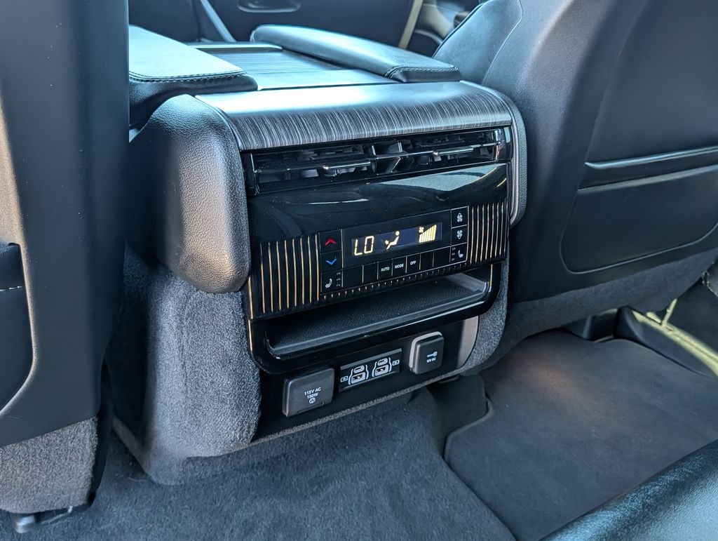 2023 Jeep Wagoneer Series II