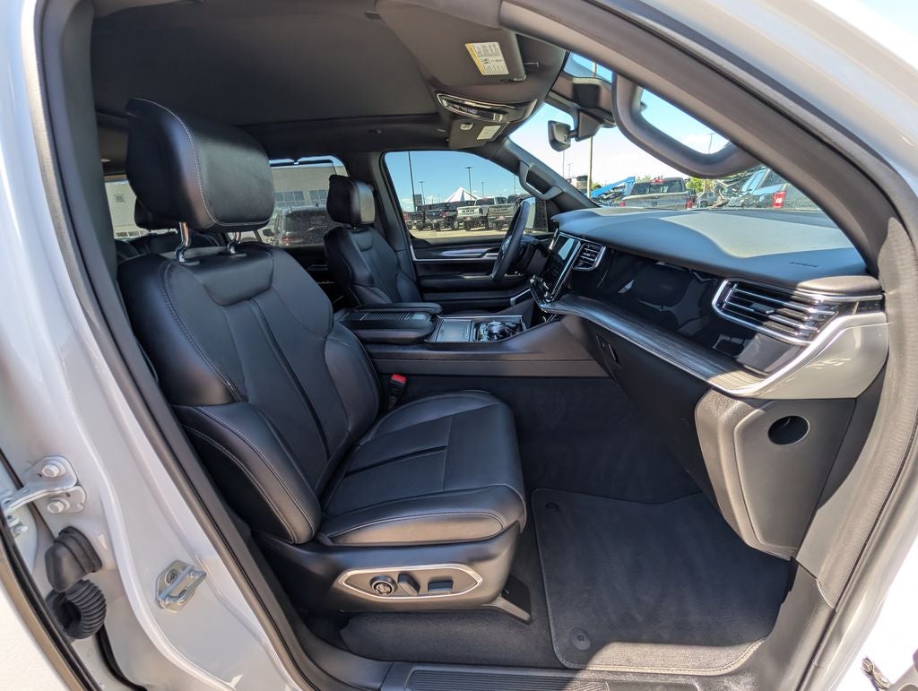 2023 Jeep Wagoneer Series II