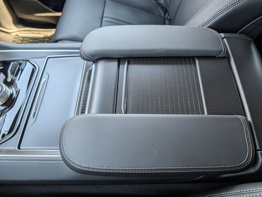 2026 Jeep Grand Wagoneer Summit Obsidian