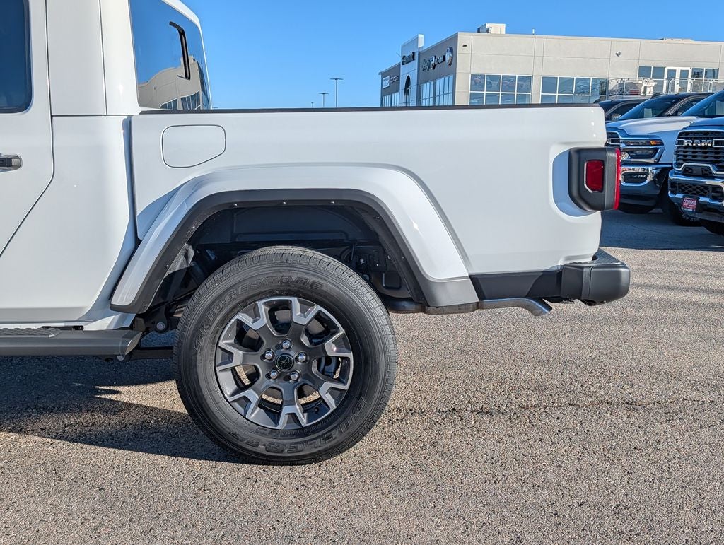 2026 Jeep Gladiator Sahara