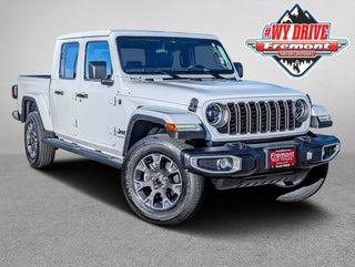 2026 Jeep Gladiator Sahara