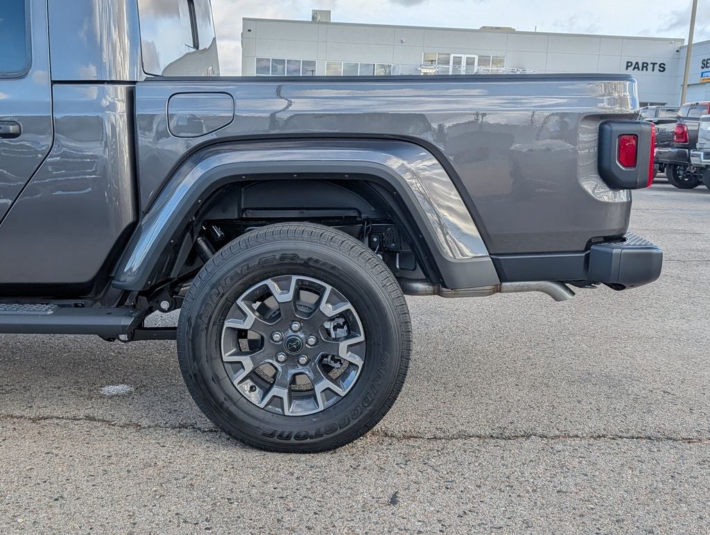 2026 Jeep Gladiator Sahara