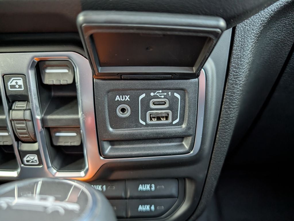 2026 Jeep Gladiator Sahara