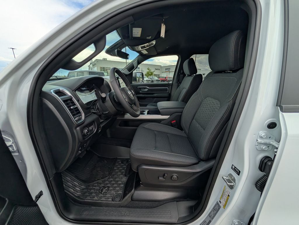 2026 RAM 1500 Big Horn/Lone Star Night Edition