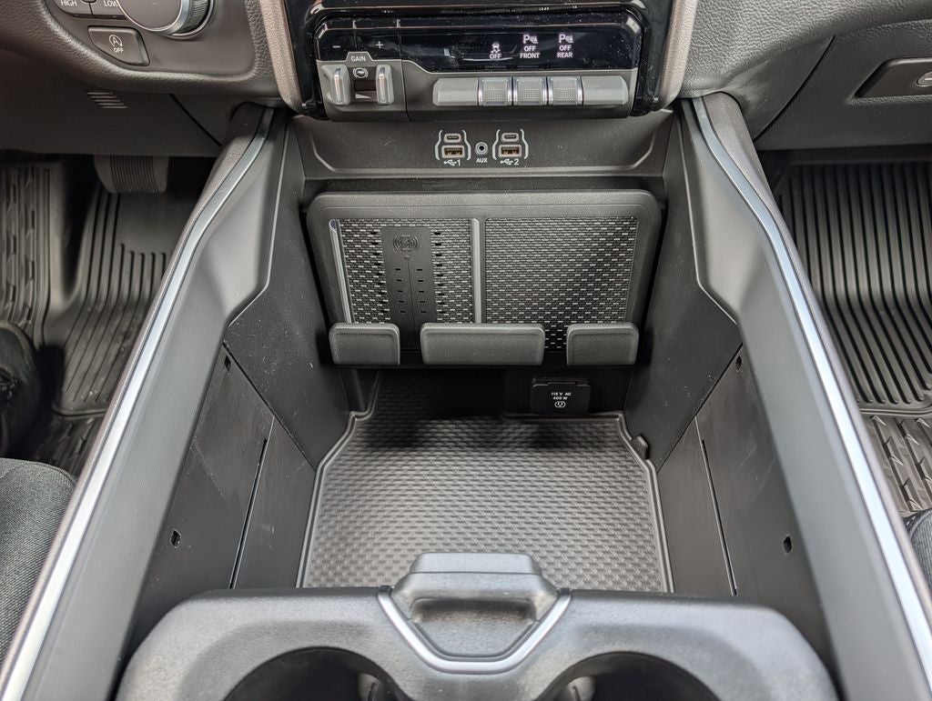2026 RAM 1500 Big Horn/Lone Star Night Edition