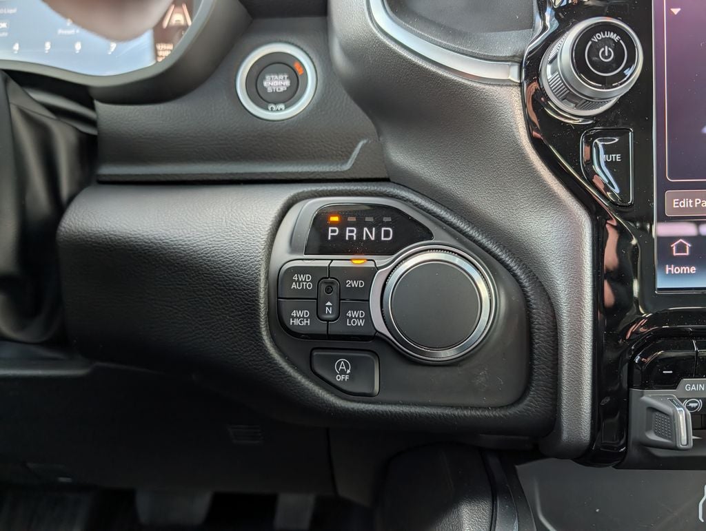 2026 RAM 1500 Big Horn/Lone Star Night Edition