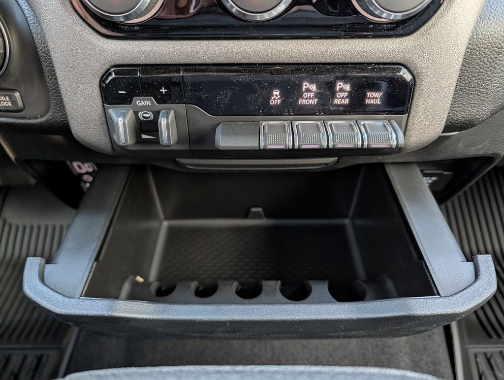 2026 RAM 1500 Warlock