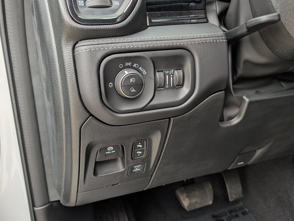 2027 RAM 1500 Limited