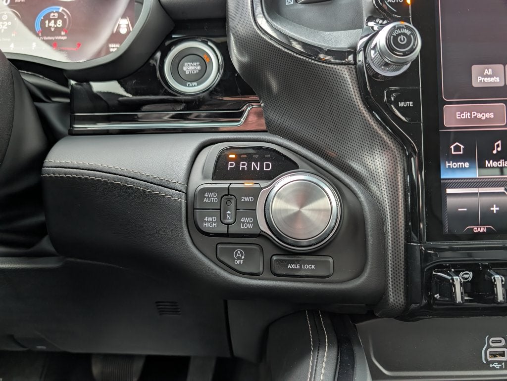 2027 RAM 1500 Limited