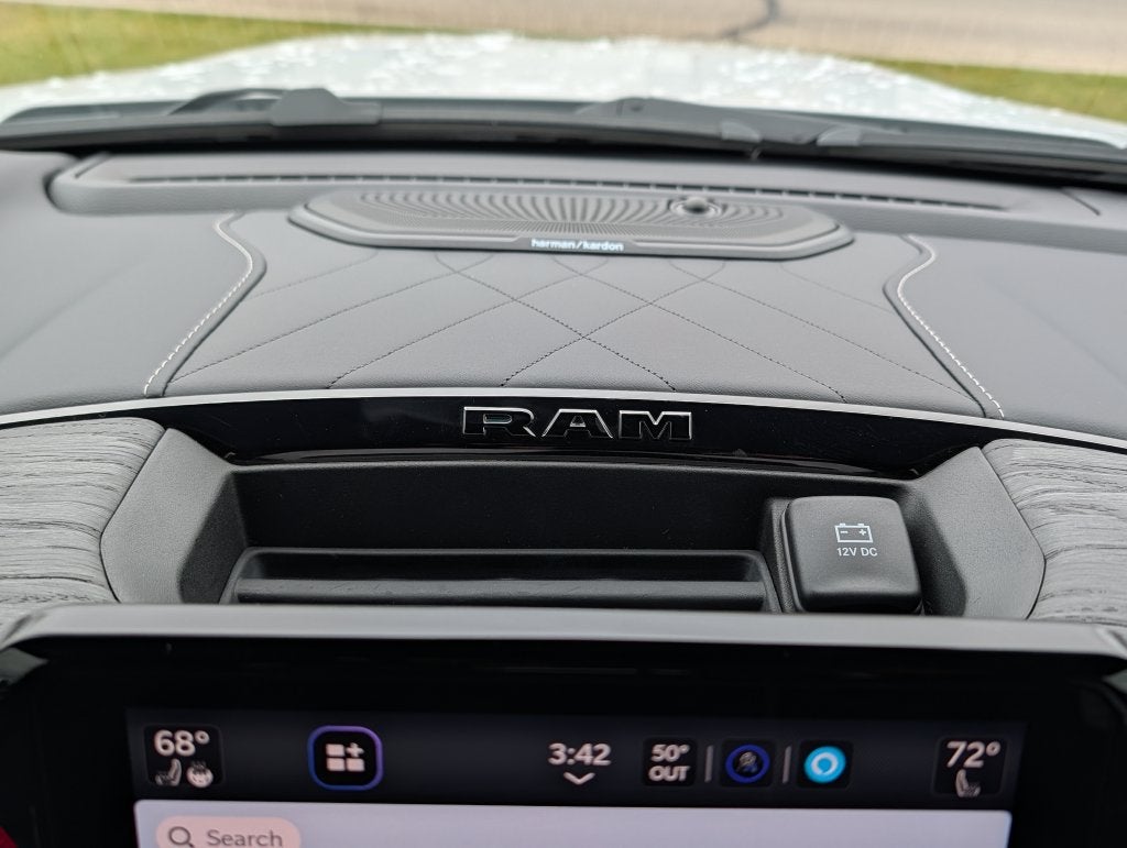 2027 RAM 1500 Limited