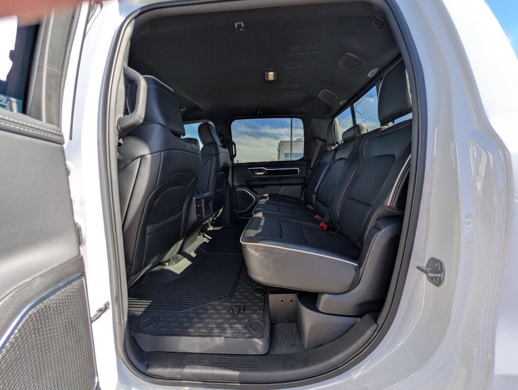 2027 RAM 1500 1500 LAIE CREW CAB 4X4 5'7' BOX