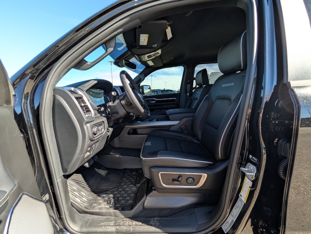 2027 RAM 1500 1500 LAIE CREW CAB 4X4 5'7' BOX