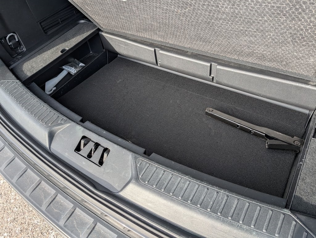 2023 Ford Explorer XLT 4WD