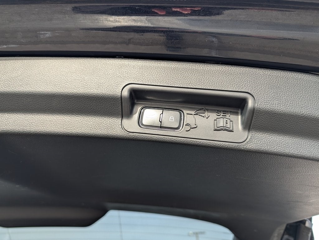 2023 Ford Explorer XLT 4WD