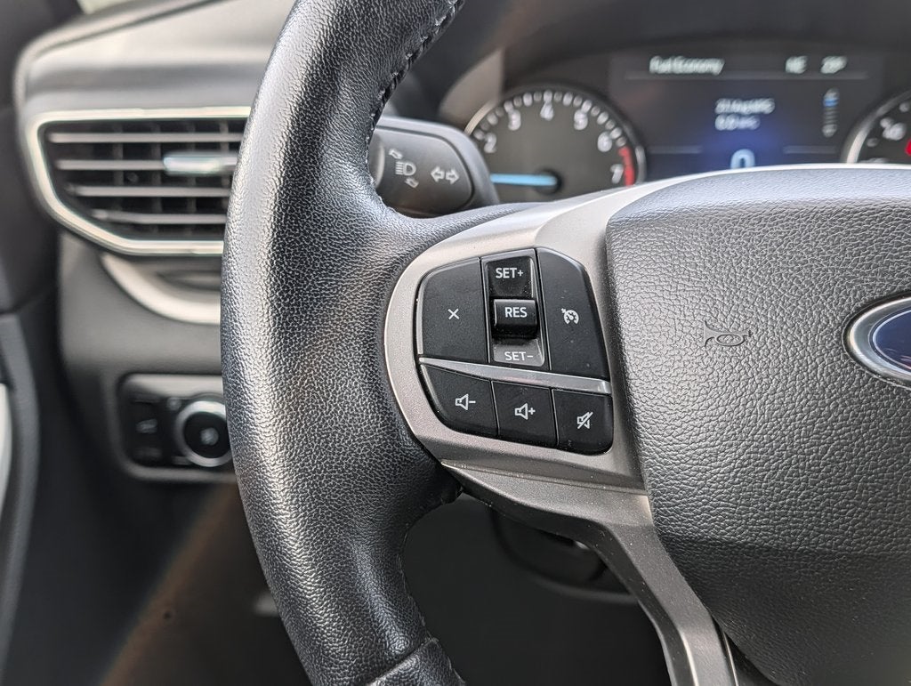 2023 Ford Explorer XLT 4WD