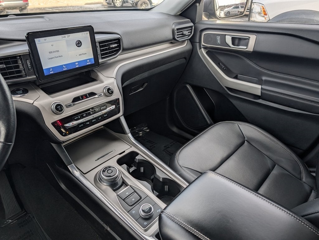2023 Ford Explorer XLT 4WD