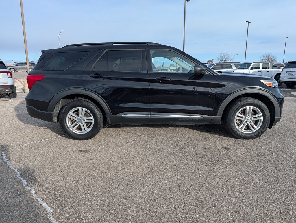 2023 Ford Explorer XLT 4WD