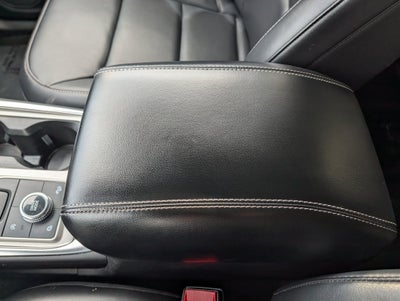 2023 Ford Explorer XLT 4WD