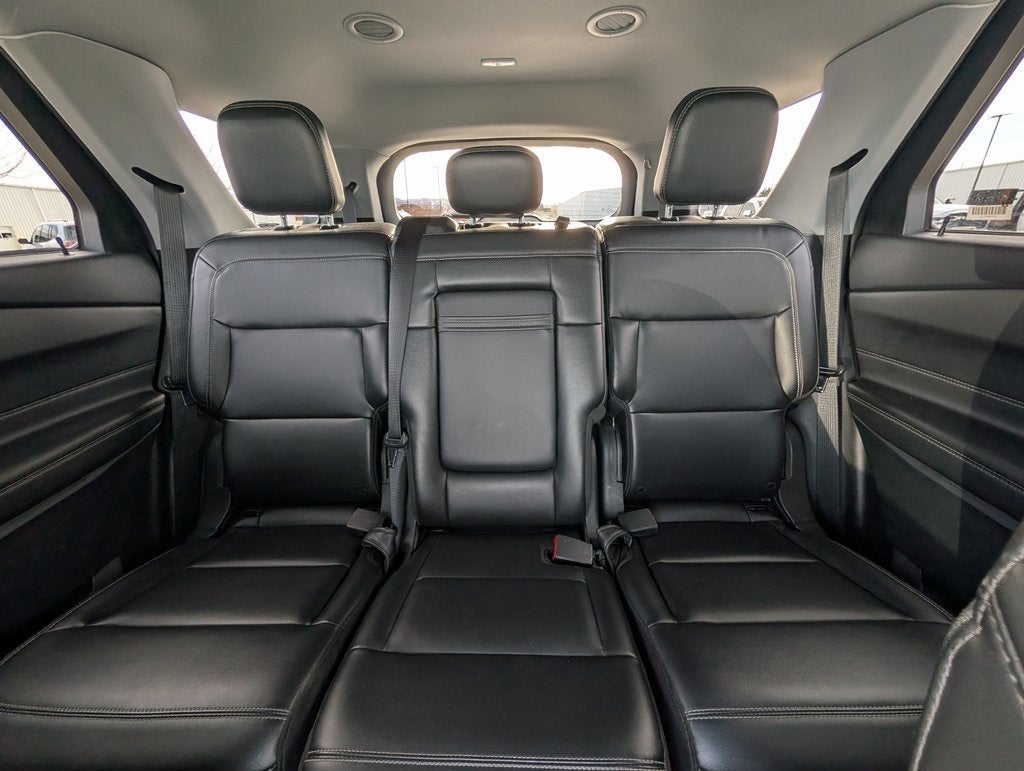 2023 Ford Explorer XLT 4WD