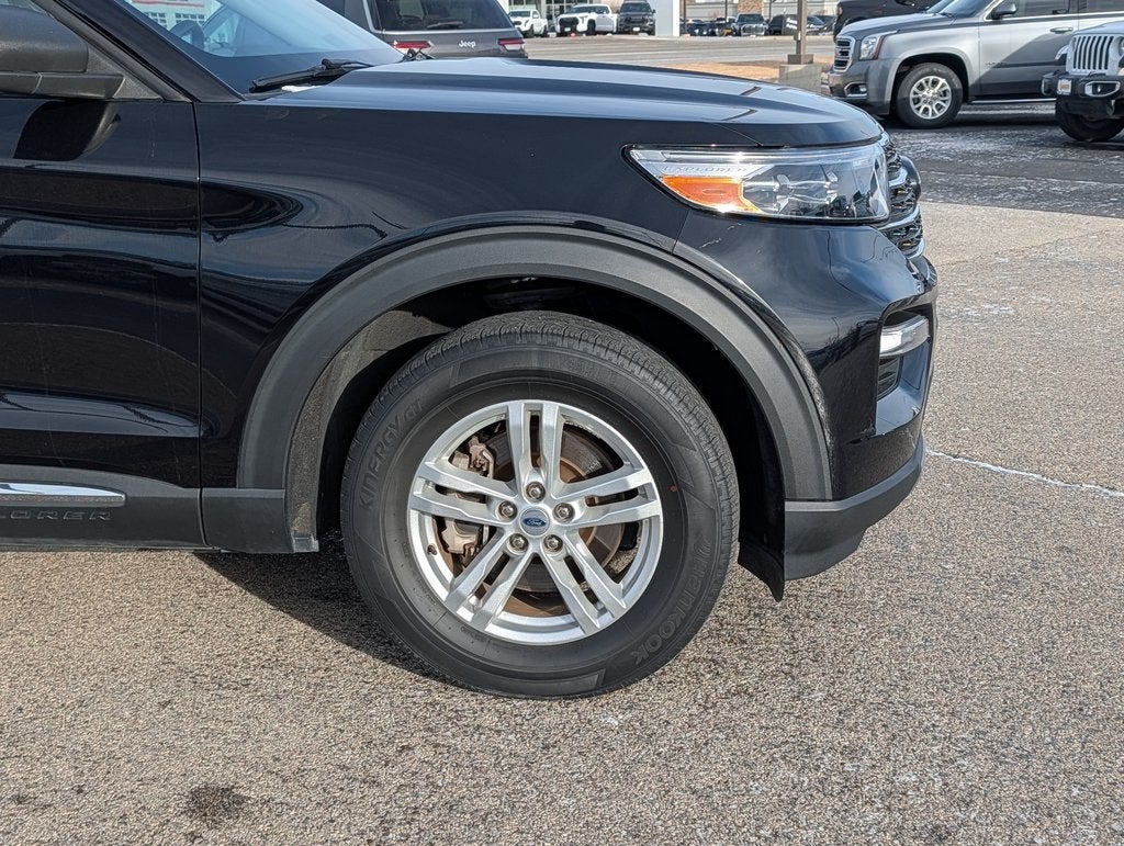 2023 Ford Explorer XLT 4WD