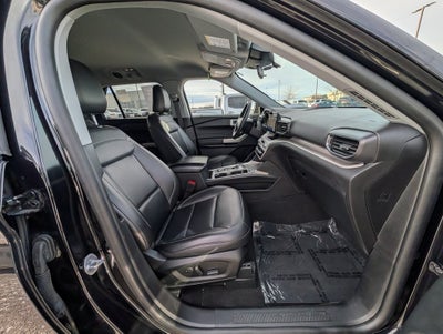2023 Ford Explorer XLT 4WD
