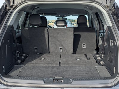 2023 Ford Explorer XLT 4WD