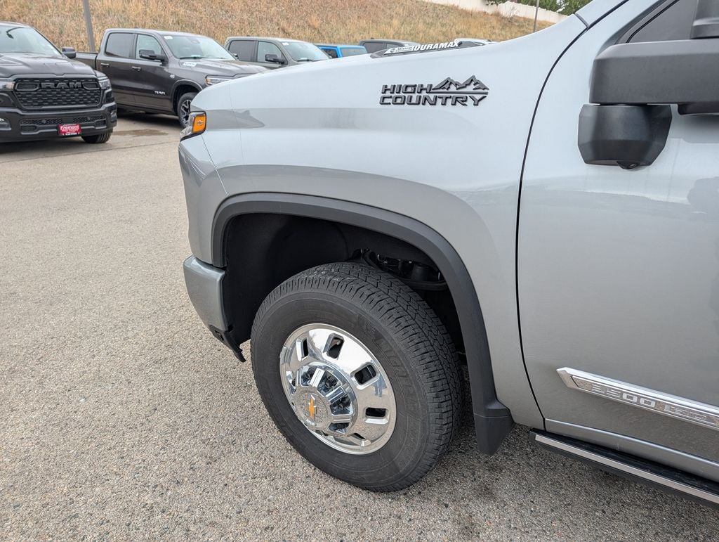 2024 Chevrolet Silverado 3500HD High Country