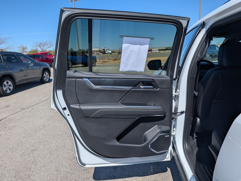 2024 GMC Acadia Elevation AWD