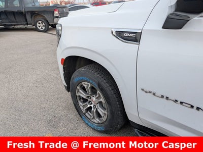 2022 GMC Yukon XL SLE