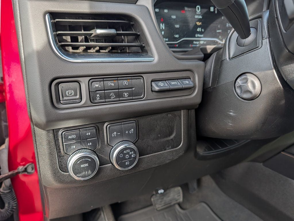 2023 GMC Yukon XL AT4