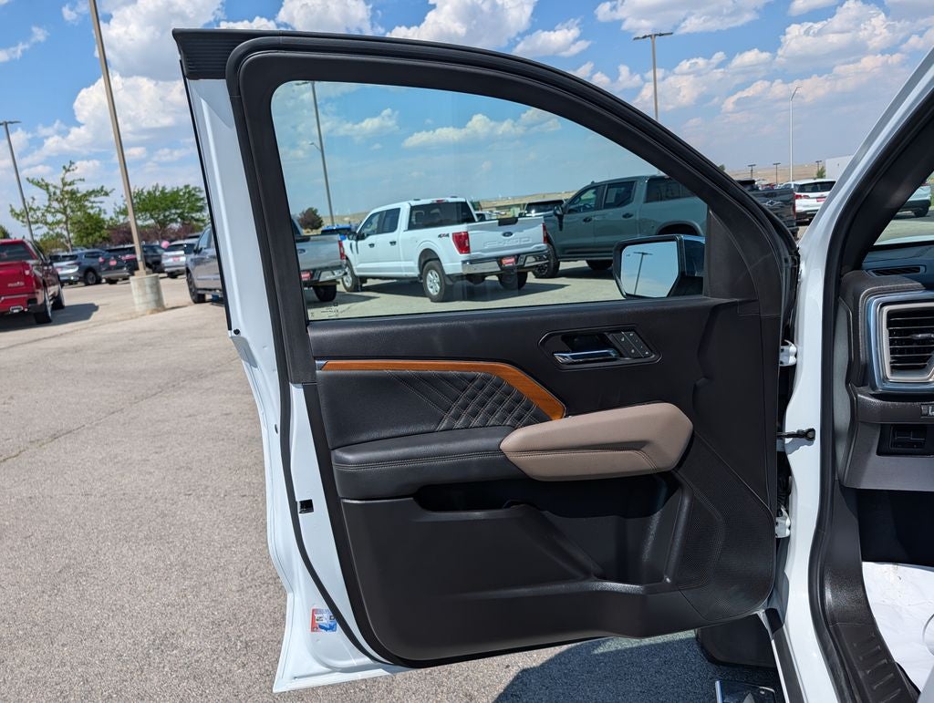 2025 GMC Canyon Denali