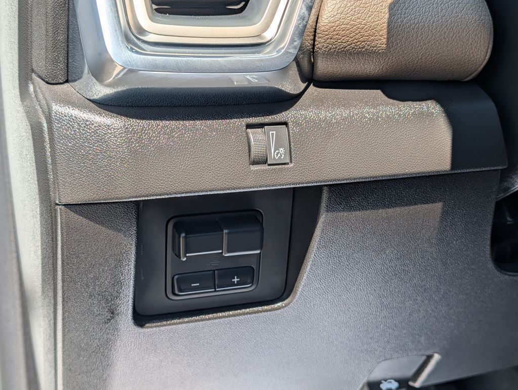 2025 GMC Canyon Denali